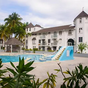 Czar's Oasis B27 @ Ocho Rios
